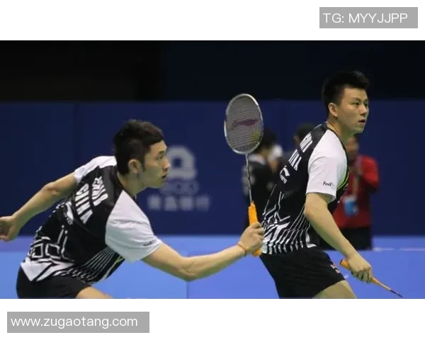 深圳羽毛球队默契配合探讨与训练技巧分享 深圳羽毛球队默契配合探讨与训练技巧分享