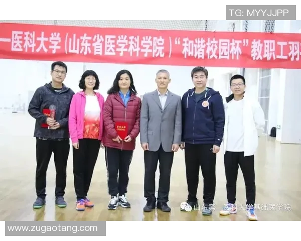 南京羽毛球队荣登全国团队协作排行榜首位展现强大实力与默契配合