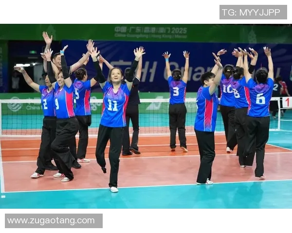 上海排球队在全国排球耐力排行榜中荣获第六名的佳绩引发关注 上海排球队在全国排球耐力排行榜中荣获第六名的佳绩引发关注